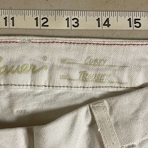 Eddie Bauer NWT Women's White Curvy Trouser Denim Jeans. Plus Size 18 - Picture 10 of 12